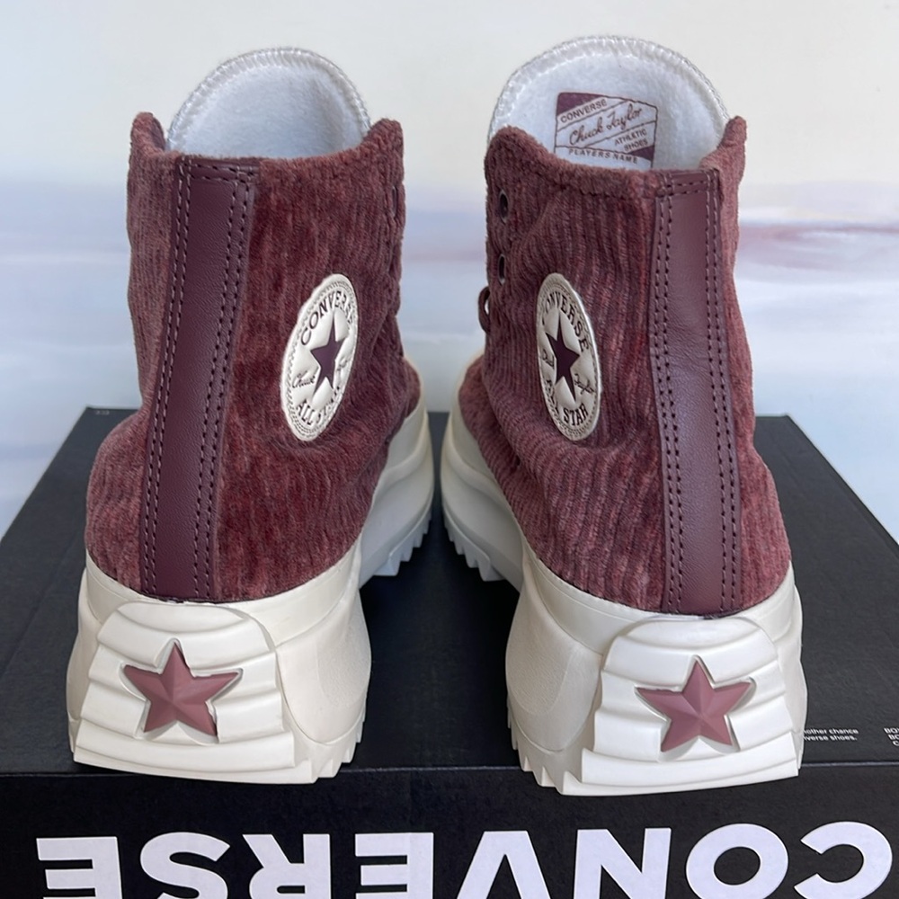 Converse WMNS А03252С CTAS
RUN STAR HIKE HI
DARK WINE/SADDLE/EGRET
Sneakers - Picture 14 of 16